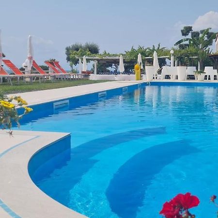 Hotel Cristina ديامنتي المظهر الخارجي الصورة