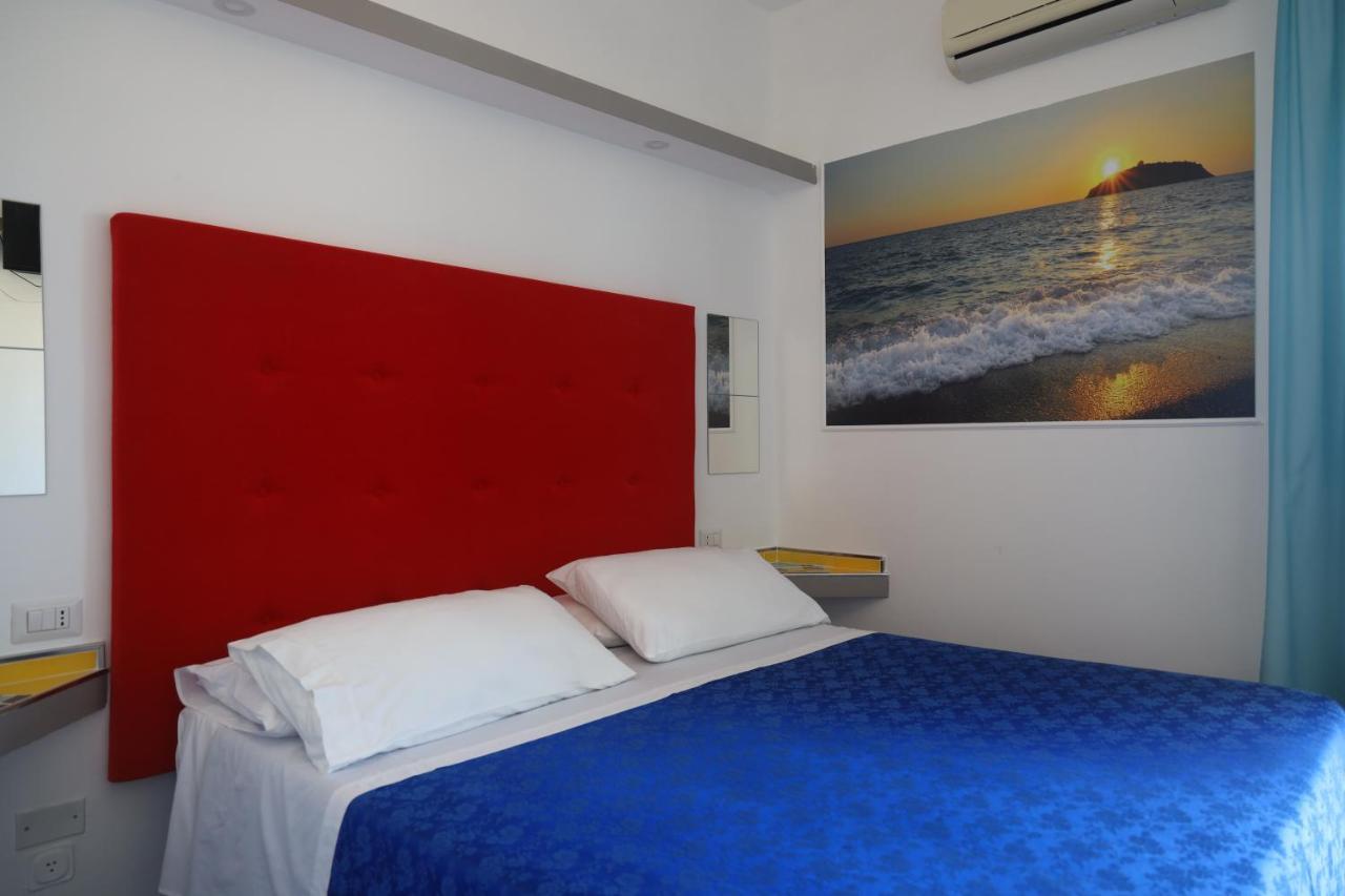 Hotel Cristina ديامنتي المظهر الخارجي الصورة