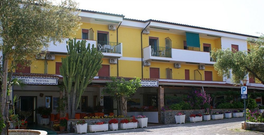 Hotel Cristina ديامنتي المظهر الخارجي الصورة