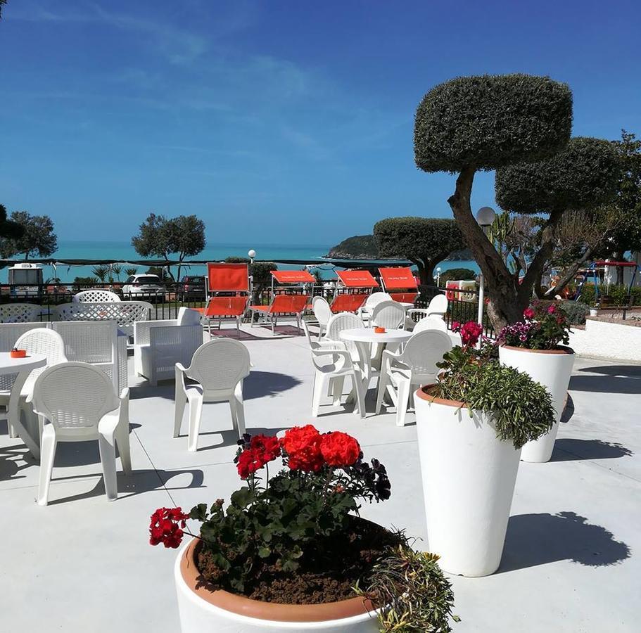 Hotel Cristina ديامنتي المظهر الخارجي الصورة